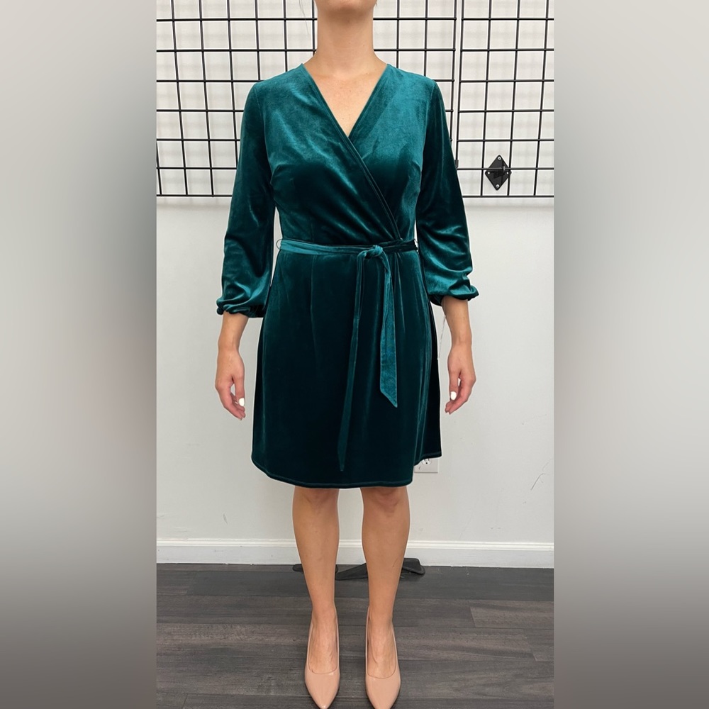 *SALE* NWT Glamour stretch velvet dress